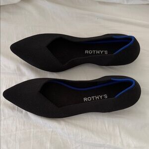 Rothy's Black Pointed Knit Flats with Blue Trim